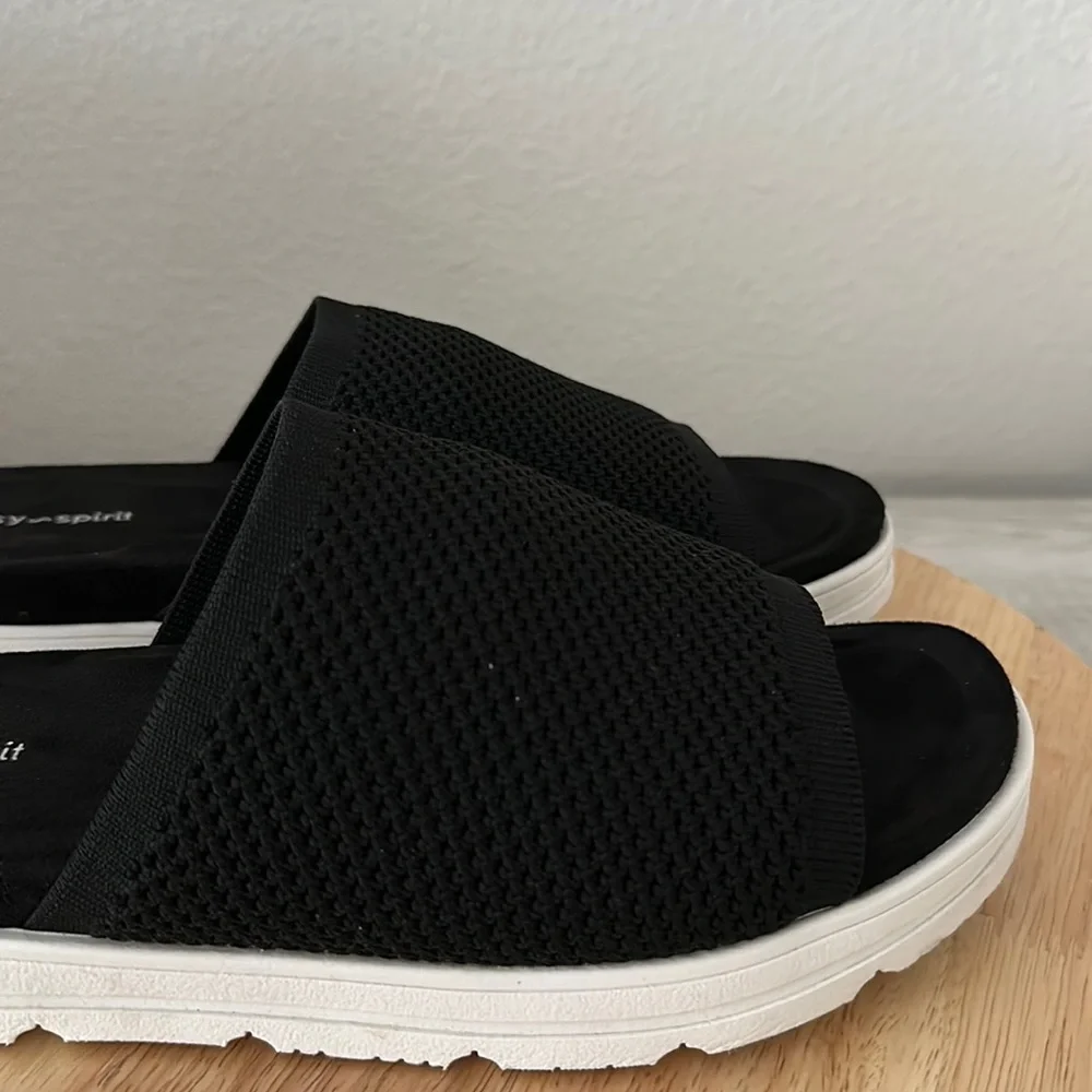 Easy Spirit Siena3 Slip-On Sandal